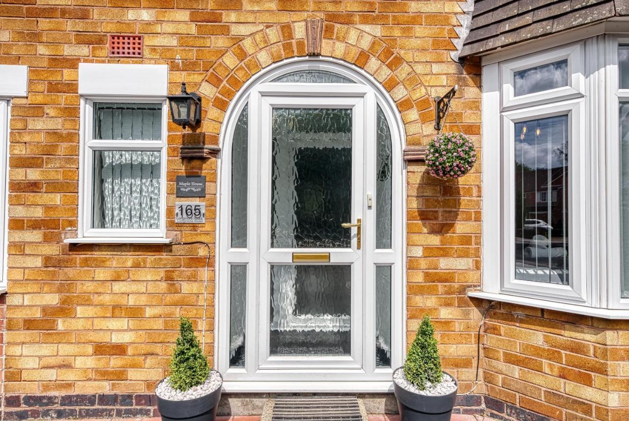 Elegant 5 Bed House - Sleeps 9, Central Solihull, Nec, Jlr, Hs2, Resorts World, Airport Business And Leisure Stays, Exterior foto